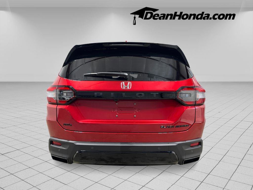 New 2026 Honda Pilot Black Edition image 4