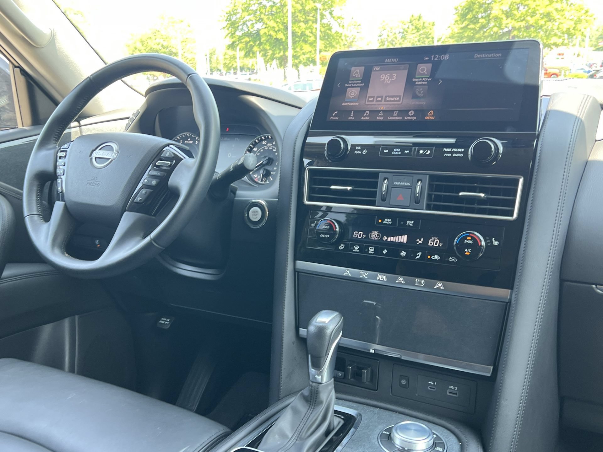 Certified 2024 Nissan Armada SV w/ Cargo Package AWD/4WD image 4
