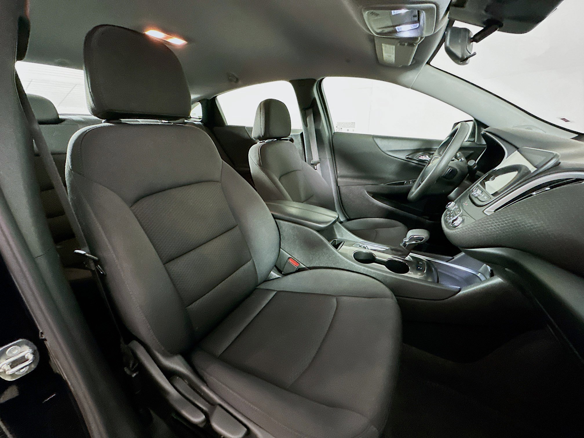 Used 2023 Chevrolet Malibu LT w/ Driver Confidence Package image 28