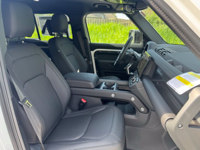 New 2026 Land Rover Defender 110 S AWD/4WD image 19
