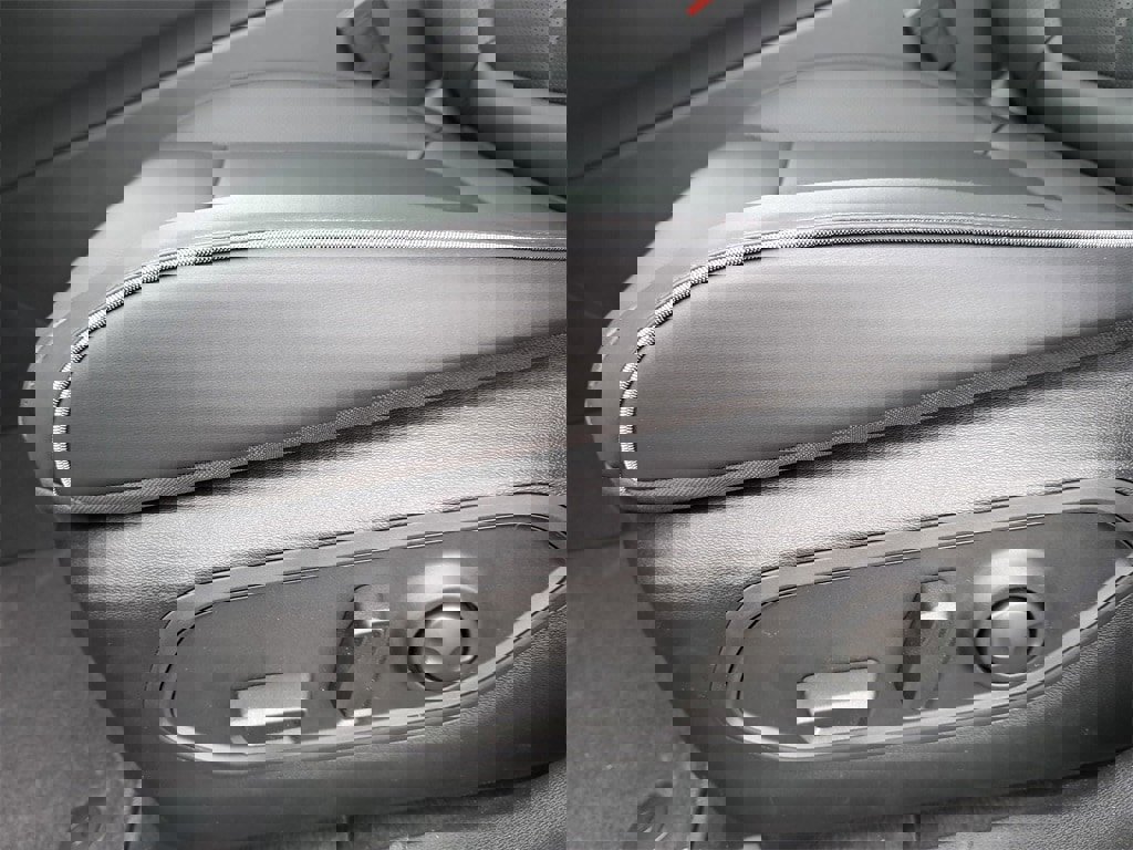 New 2025 Jeep Wagoneer S Limited image 32