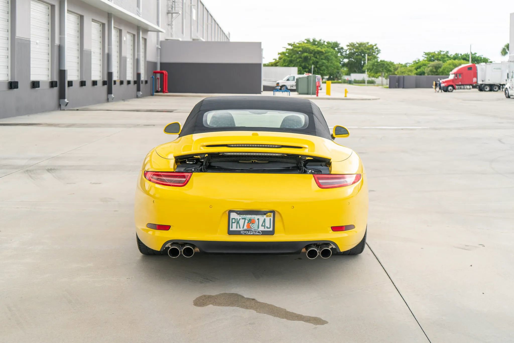 Used 2015 Porsche 911 Carrera S image 4