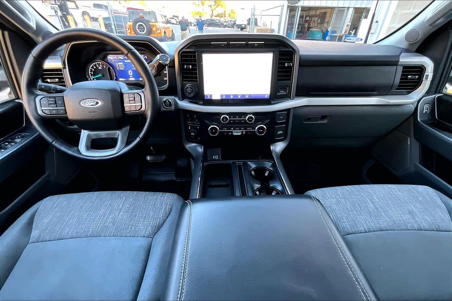 Used 2022 Ford F150 XLT w/ Equipment Group 302A High AWD/4WD image 16