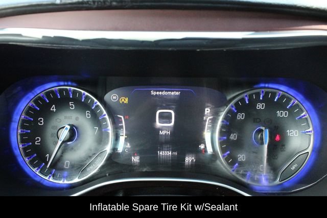 Used 2020 Chrysler Pacifica Limited FWD image 10