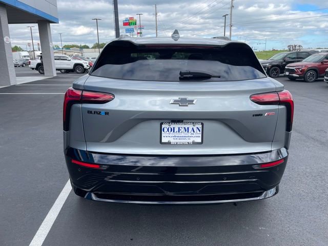 Used 2024 Chevrolet Blazer EV RS image 25