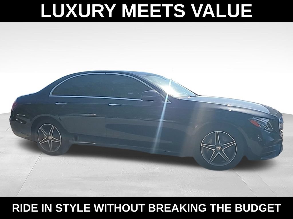 Used 2017 Mercedes-Benz E 300 4MATIC image 4