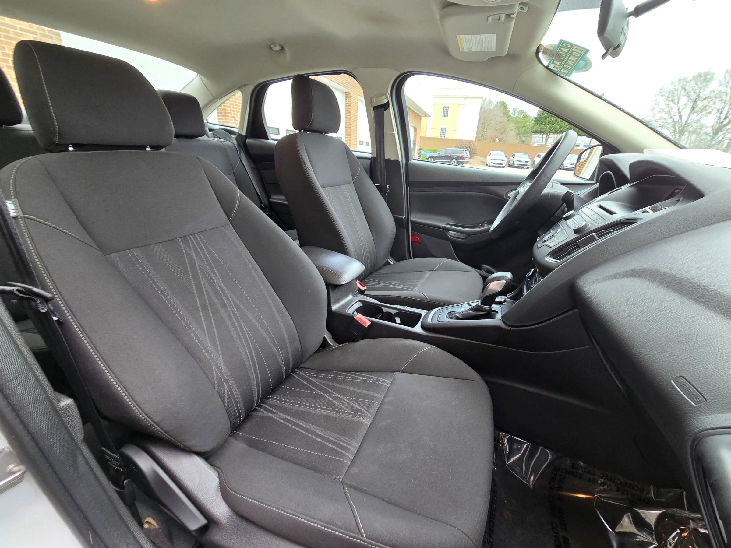 Used 2017 Ford Focus SE image 13