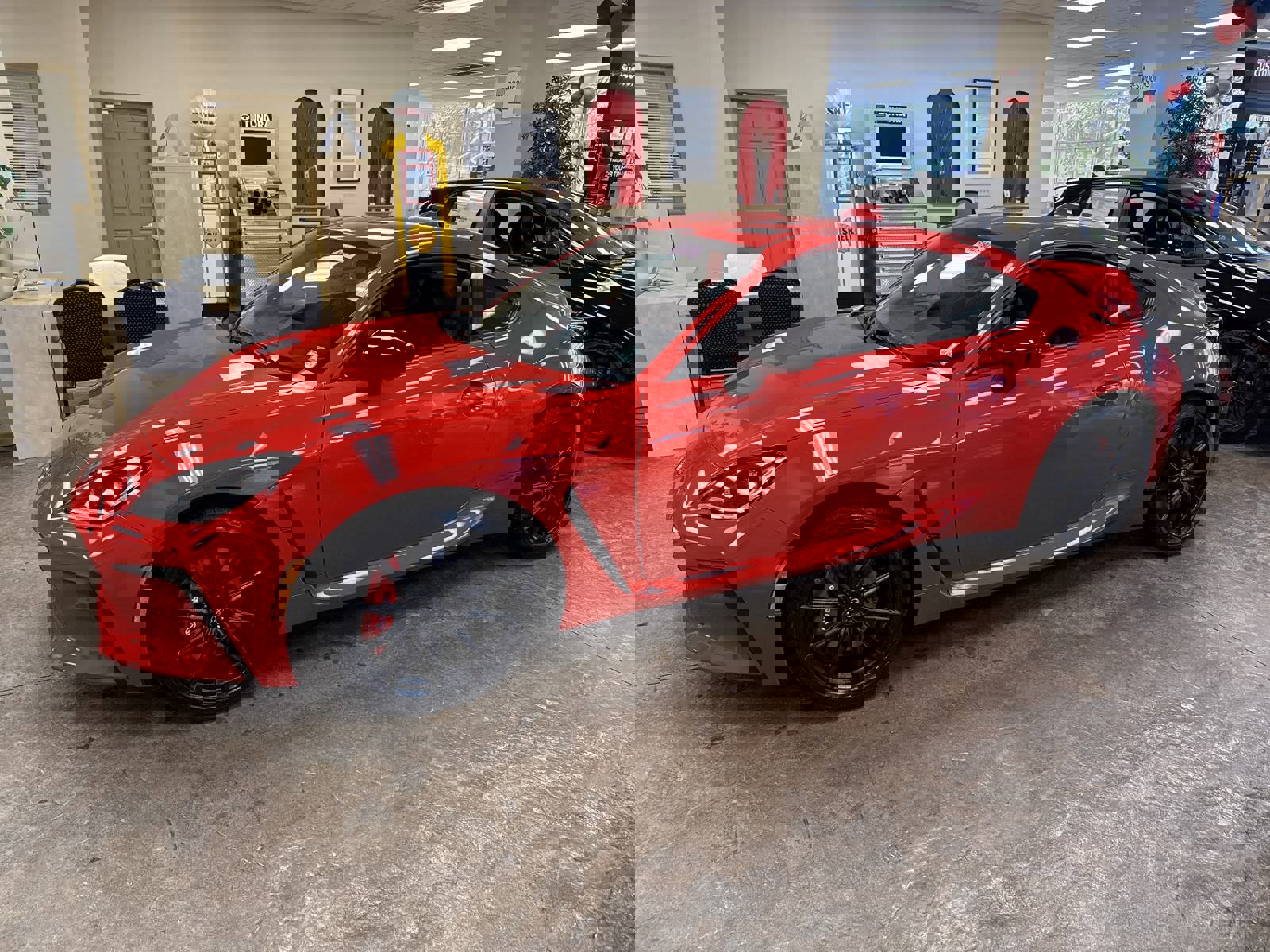 New 2025 Toyota GR86 Premium w/ Performance Package image 4