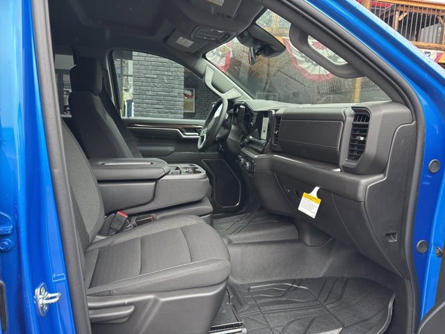 New 2026 Chevrolet Silverado 1500 LT w/ LPO, Dark Essentials Package image 16