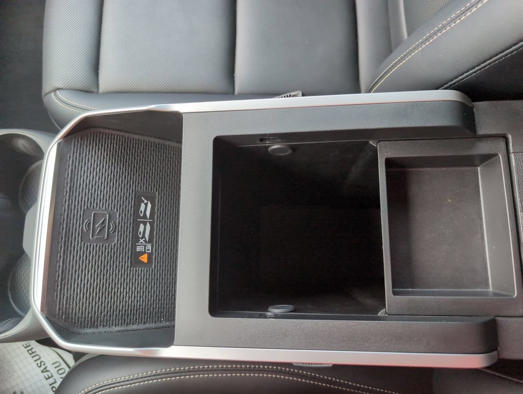 Used 2025 GMC Terrain Elevation w/ Elevation Premium Package AWD/4WD image 25