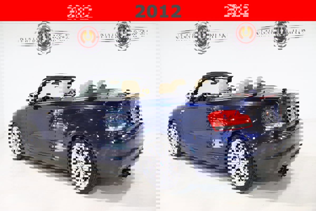 Used 2012 BMW 135i Convertible image 4