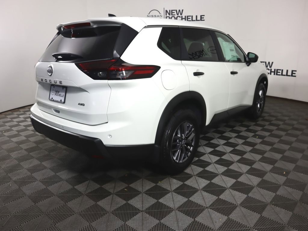 New 2026 Nissan Rogue S image 7