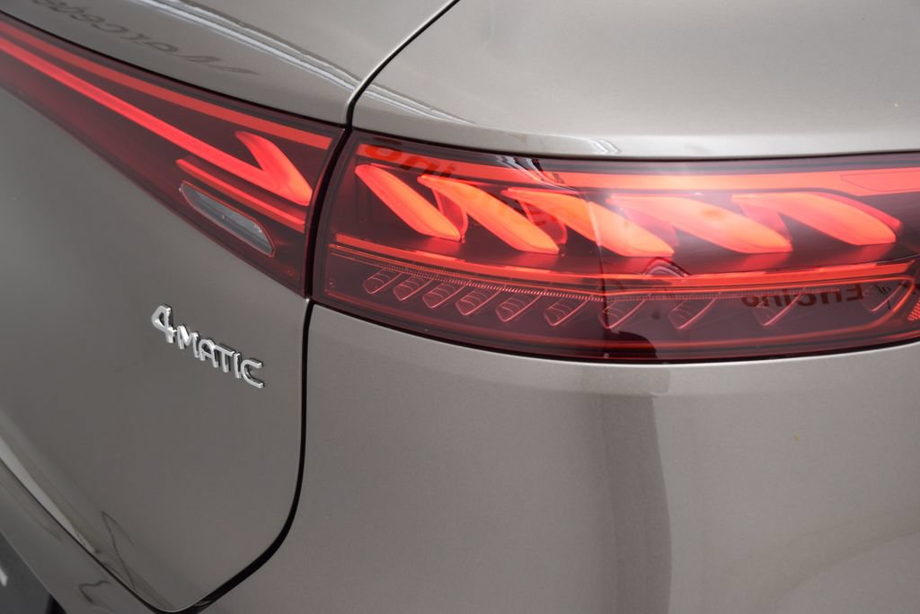 New 2026 Mercedes-Benz EQS 400 4MATIC SUV image 14