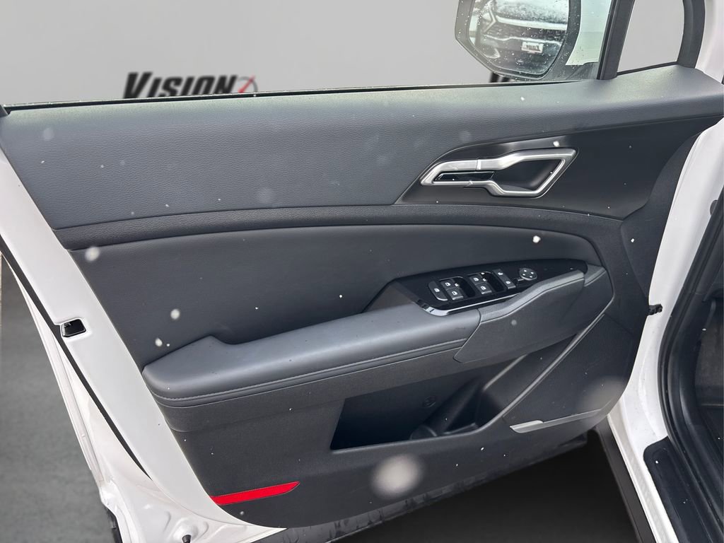 Used 2025 Kia Sportage EX w/ Premium Package image 23