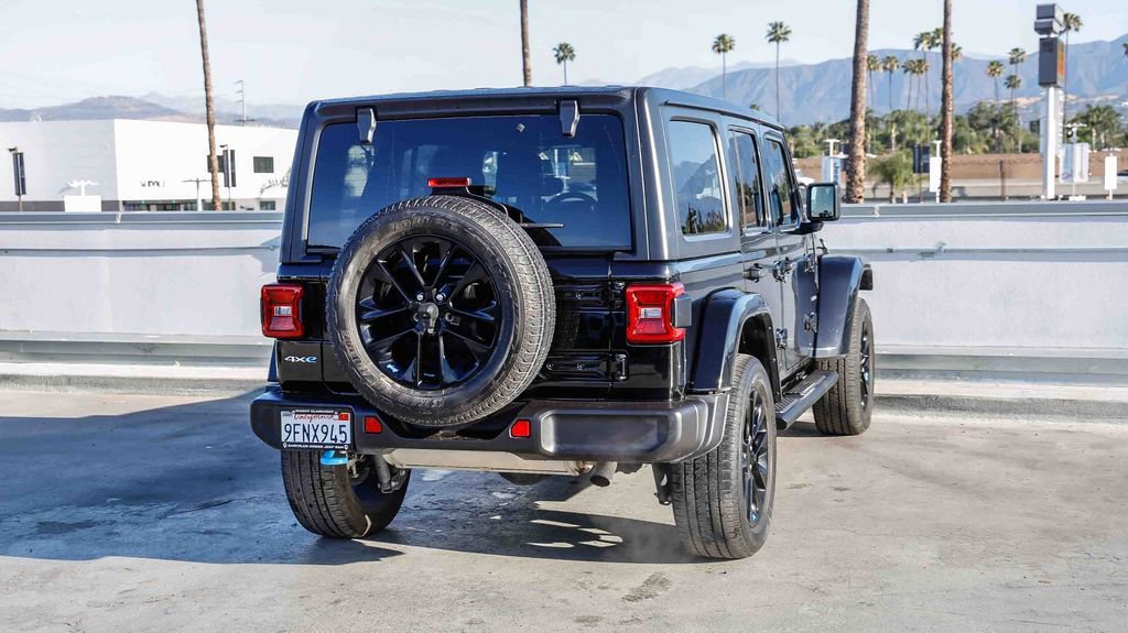 Used 2023 Jeep Wrangler Unlimited Sahara w/ Cold Weather Group image 9