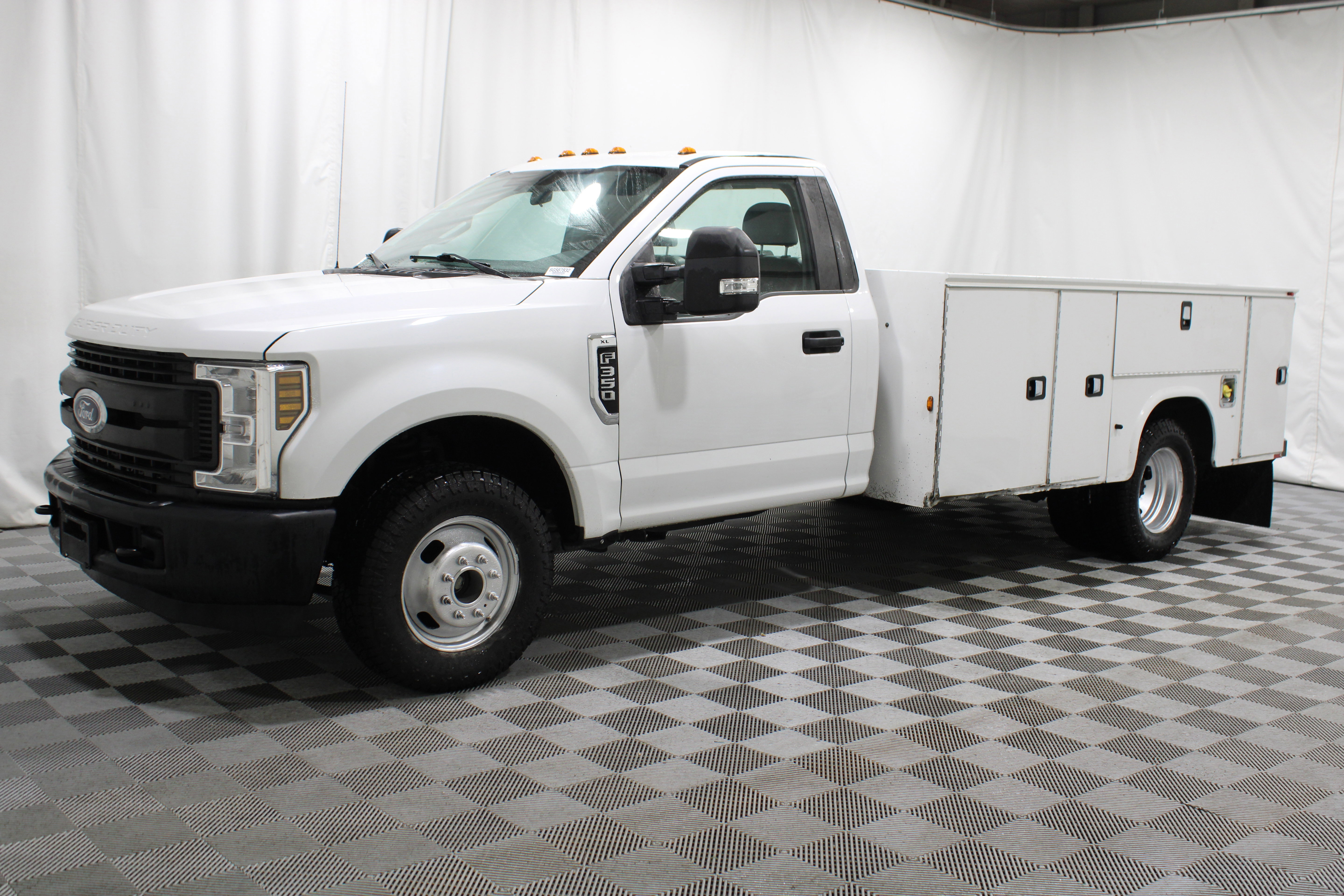 Used 2019 Ford F350 XL w/ Power Equipment Group image 28