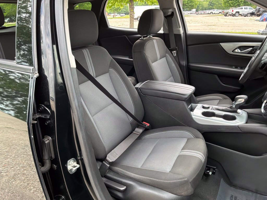 Used 2023 Chevrolet Blazer LT w/ Driver Confidence Package AWD/4WD image 32