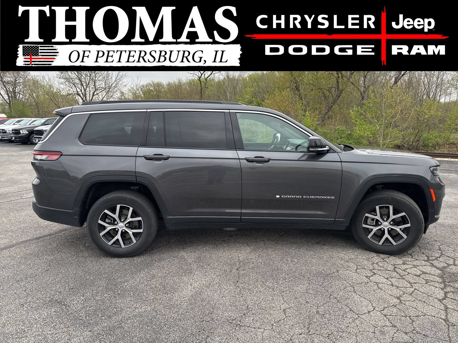 Used 2024 Jeep Grand Cherokee L Limited w/ Luxury Tech Group II AWD/4WD image 8