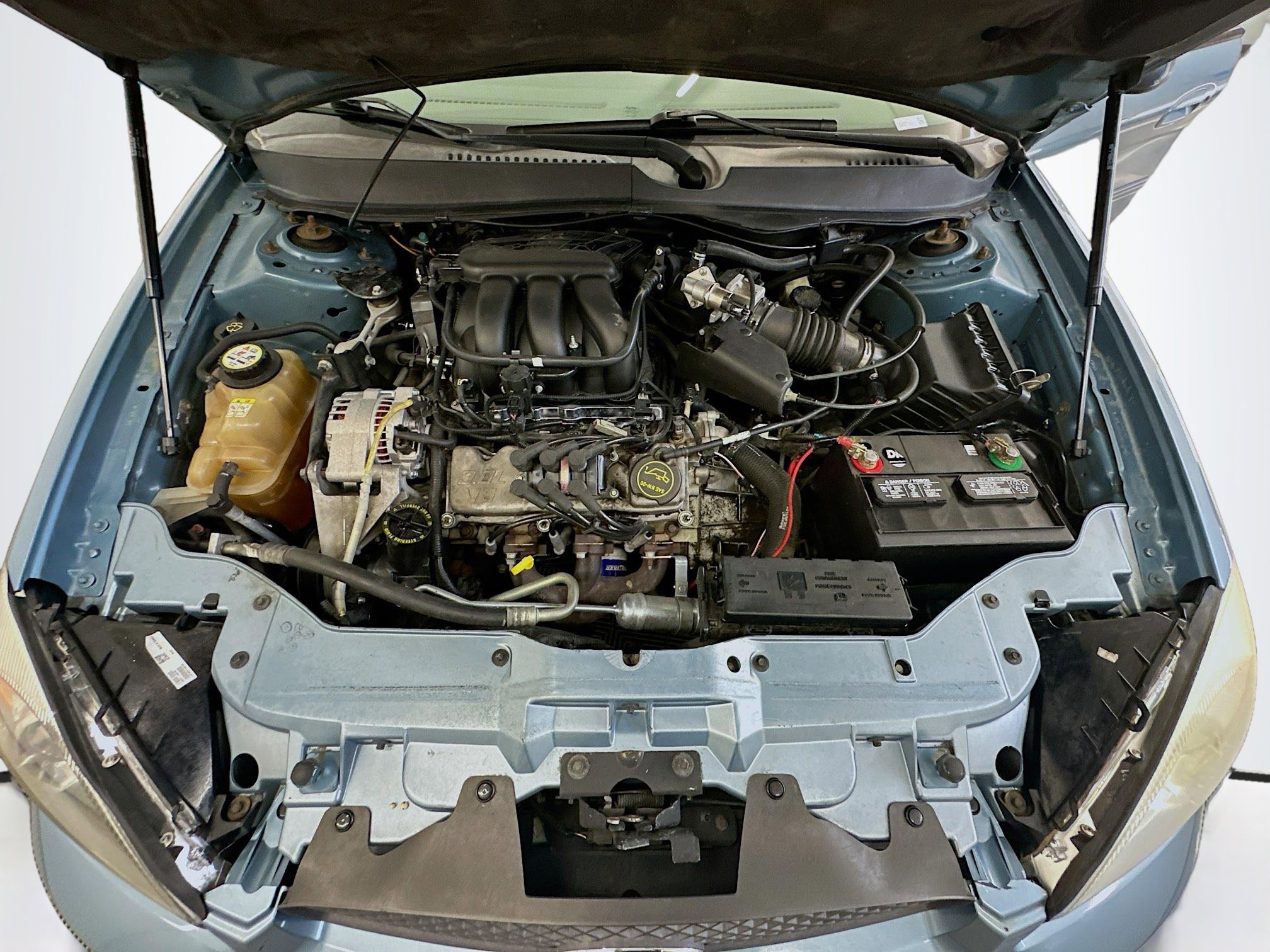 Used 2007 Ford Taurus SE image 32