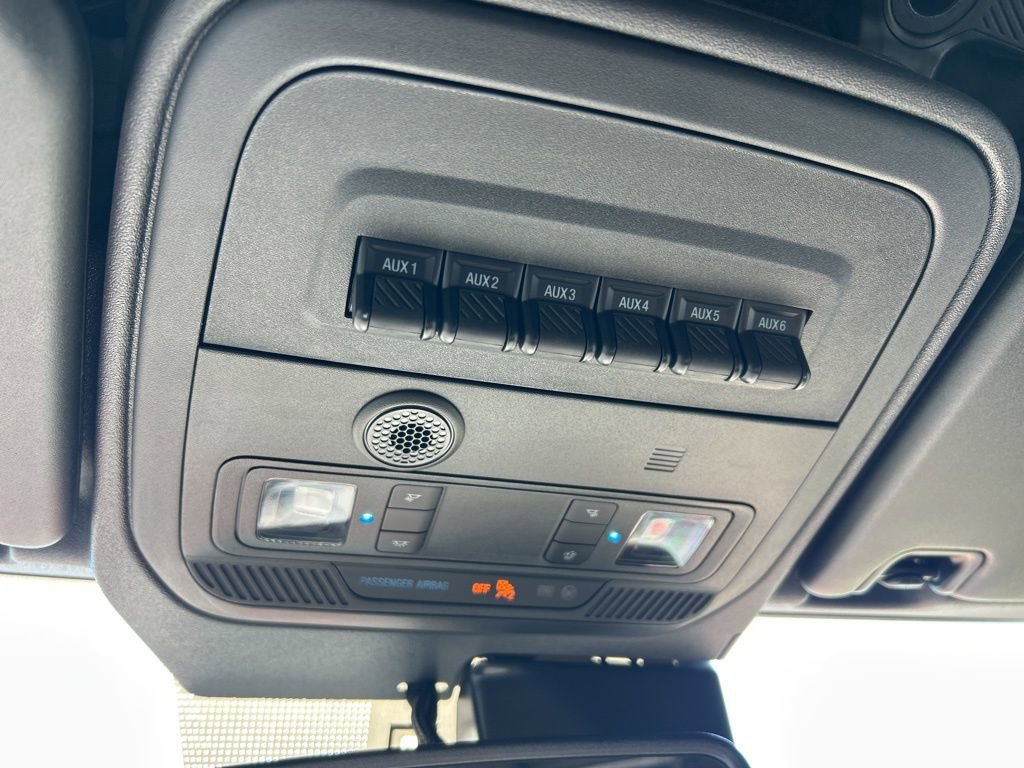 Used 2023 Ford Bronco Wildtrak image 37