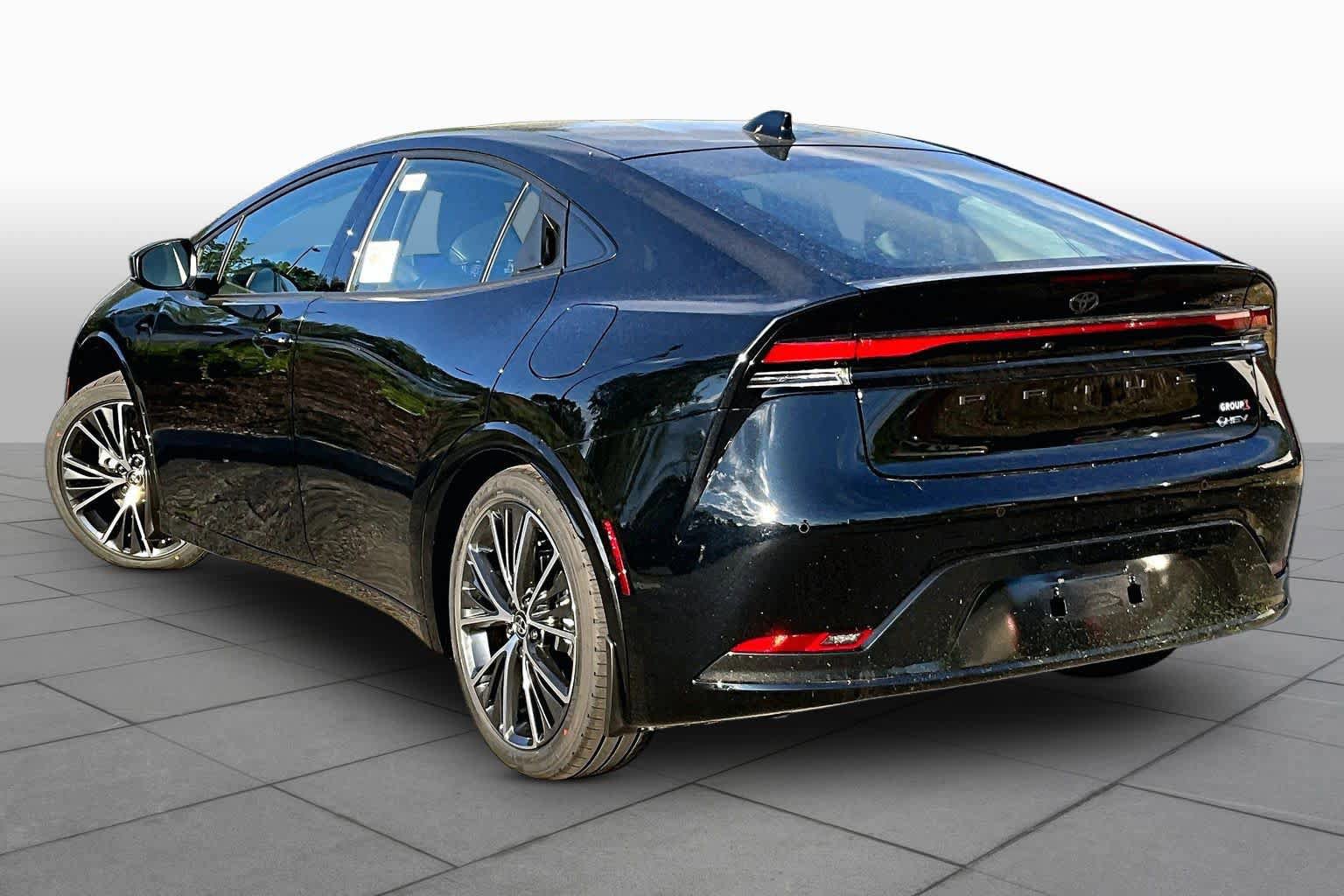 New 2026 Toyota Prius XLE FWD image 11