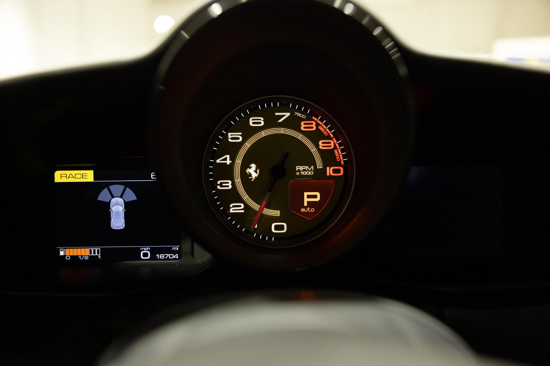 Used 2018 Ferrari 488 GTB RWD image 43