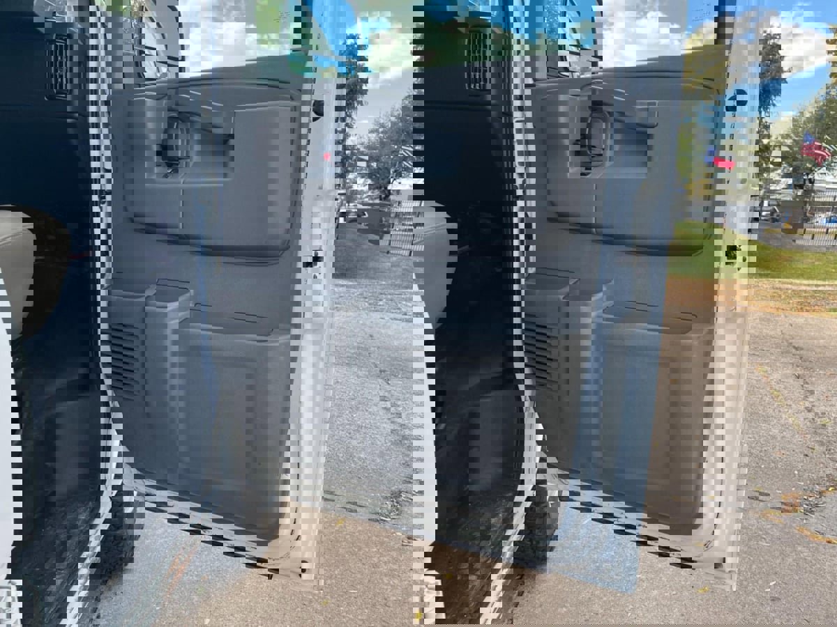 Used 2020 Chevrolet Express 3500 LS image 34