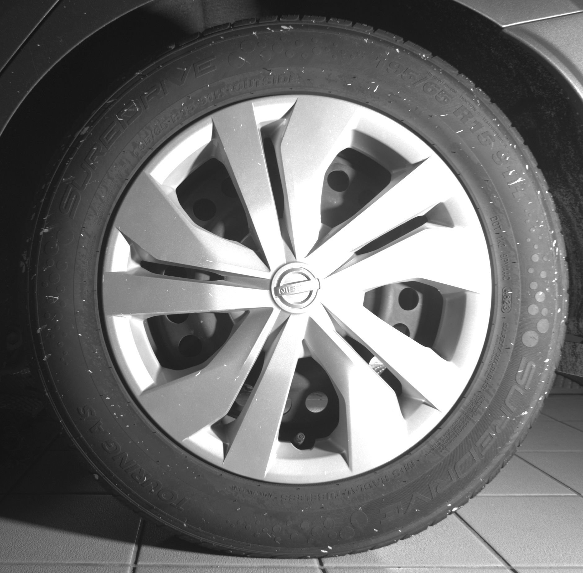 Used 2021 Nissan Versa S FWD image 28