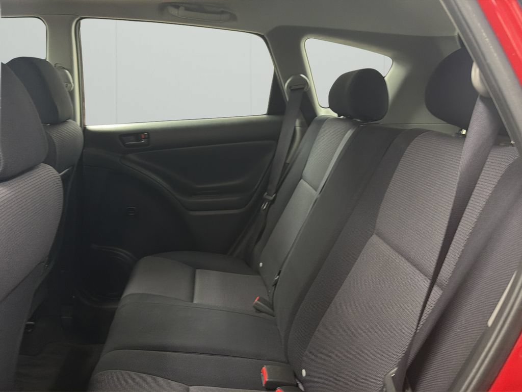 Used 2005 Pontiac Vibe w/ Power Group Value Package FWD image 12