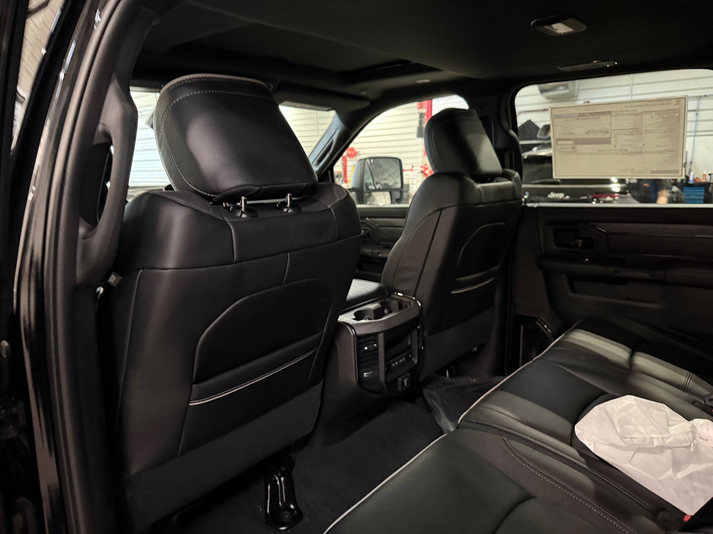New 2026 RAM 2500 Limited AWD/4WD image 31