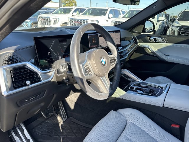 Used 2024 BMW X6 xDrive40i w/ Premium Package AWD/4WD image 10