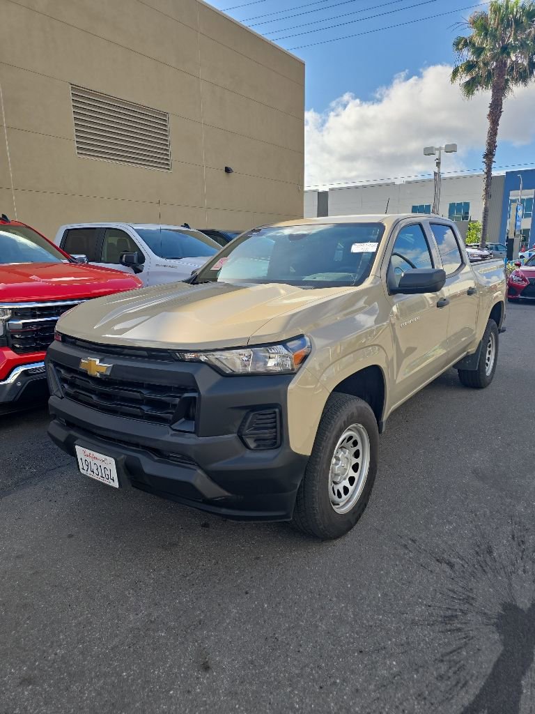 Used 2024 Chevrolet Colorado W/T RWD image 1