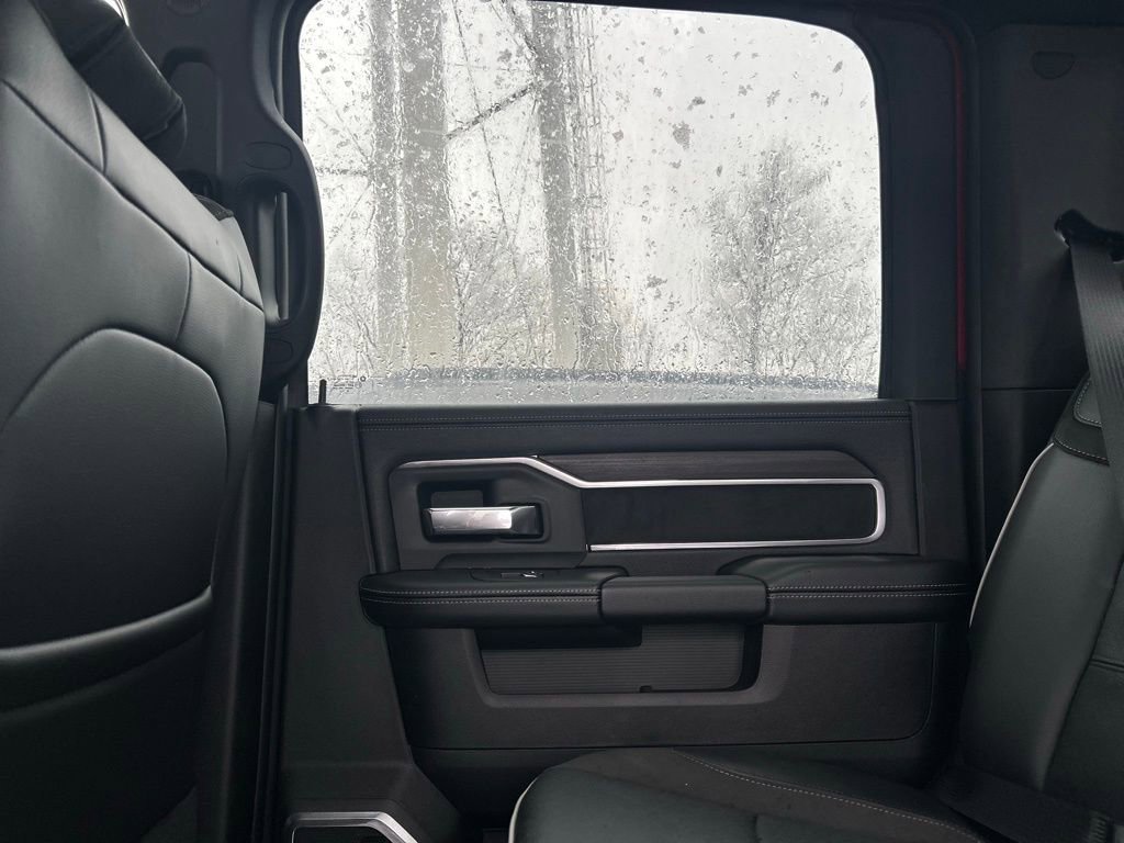 New 2026 RAM 3500 Laramie AWD/4WD image 29