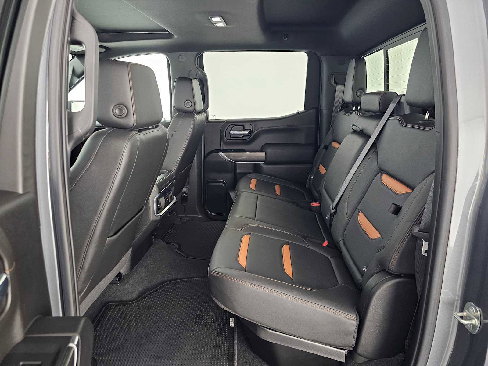 Used 2022 GMC Sierra 1500 AT4 w/ AT4 Premium Package image 16