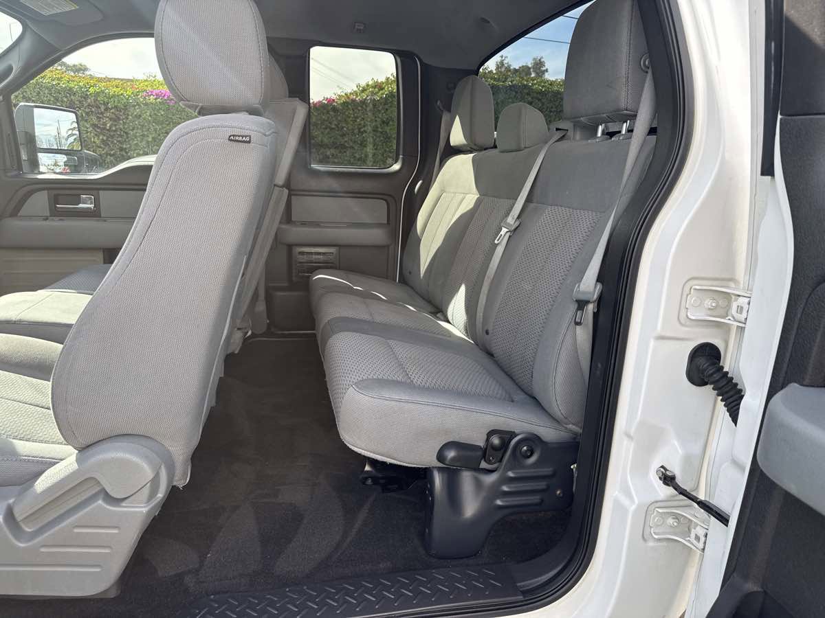 Used 2013 Ford F150 XLT w/ Mid Equipment Group AWD/4WD image 11