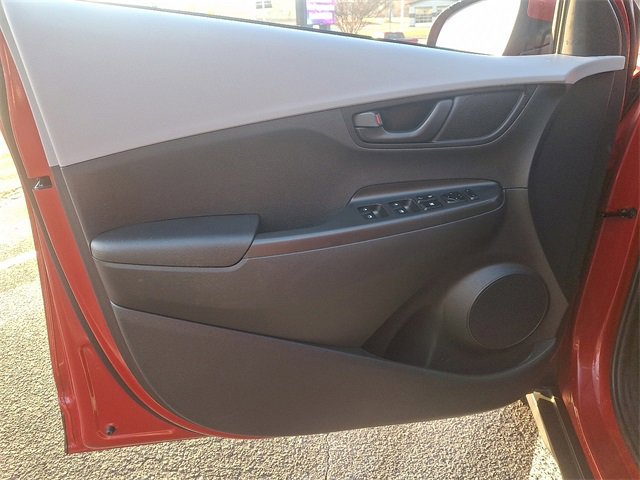 Used 2020 Hyundai Kona SEL image 12