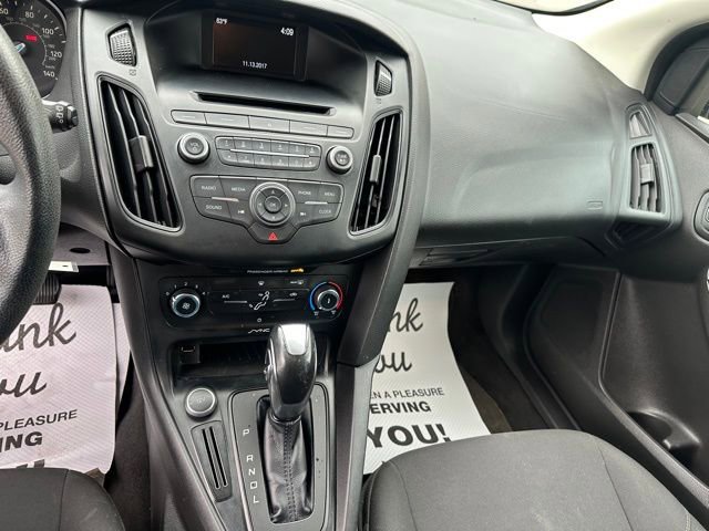 Used 2016 Ford Focus SE image 16