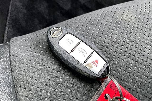 Certified 2025 Nissan Z Performance w/ Floor Mat Package RWD image 15