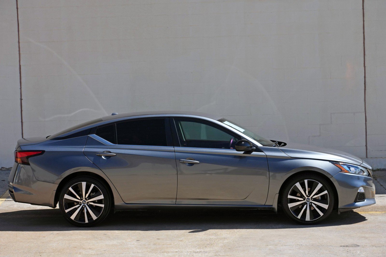 Used 2021 Nissan Altima 2.5 SR AWD/4WD image 46