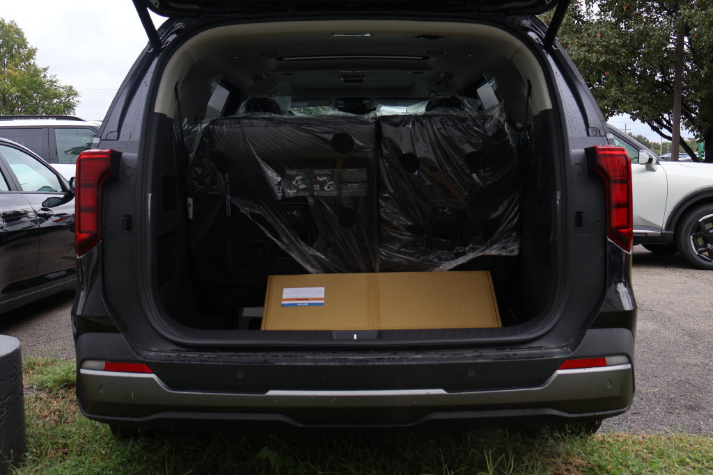 New 2027 Kia Carnival SX FWD image 12