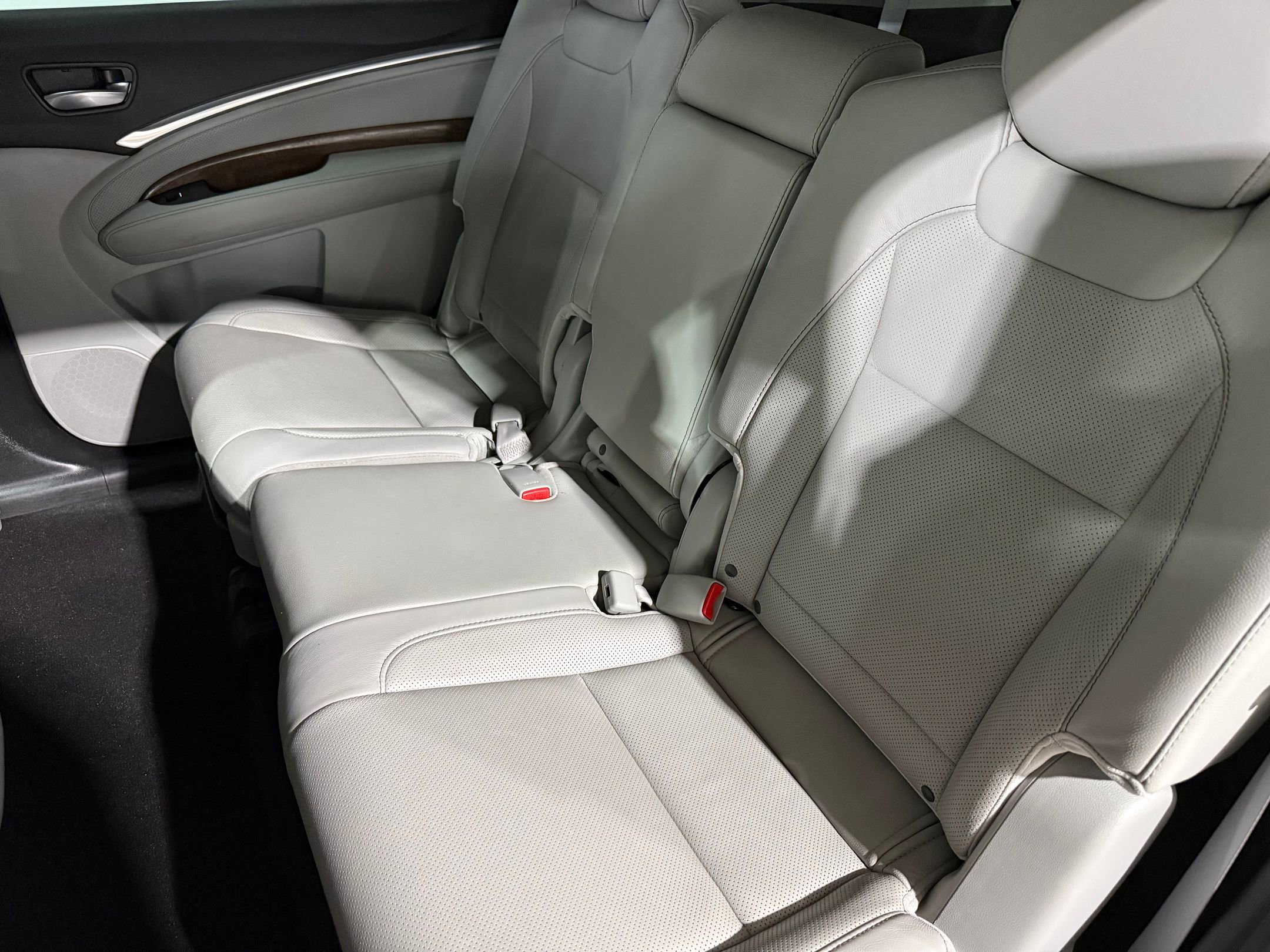 Used 2020 Acura MDX FWD w/ Technology Package image 35