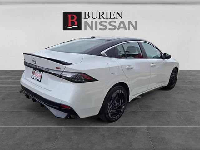 New 2026 Nissan Sentra SR w/ SR Premium Package FWD image 6