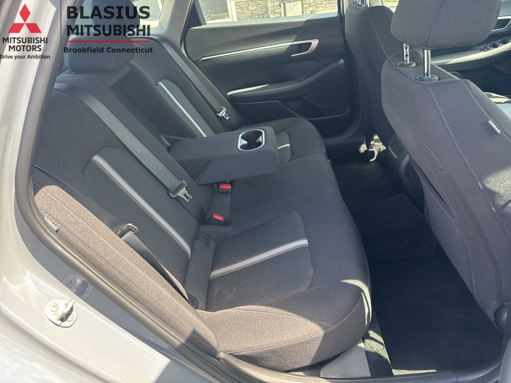 Used 2025 Hyundai Sonata SEL FWD image 39