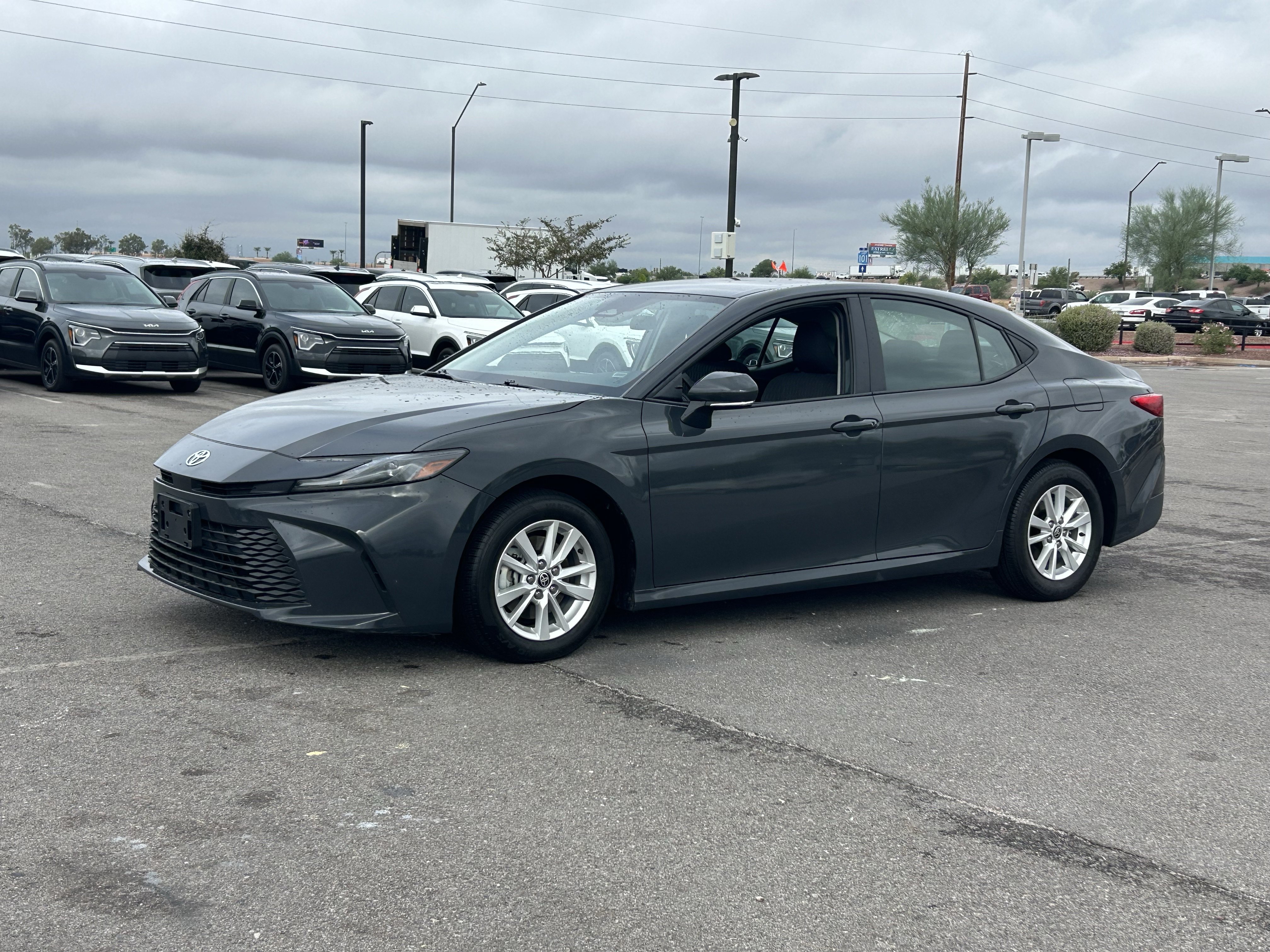 Used 2025 Toyota Camry LE FWD image 33