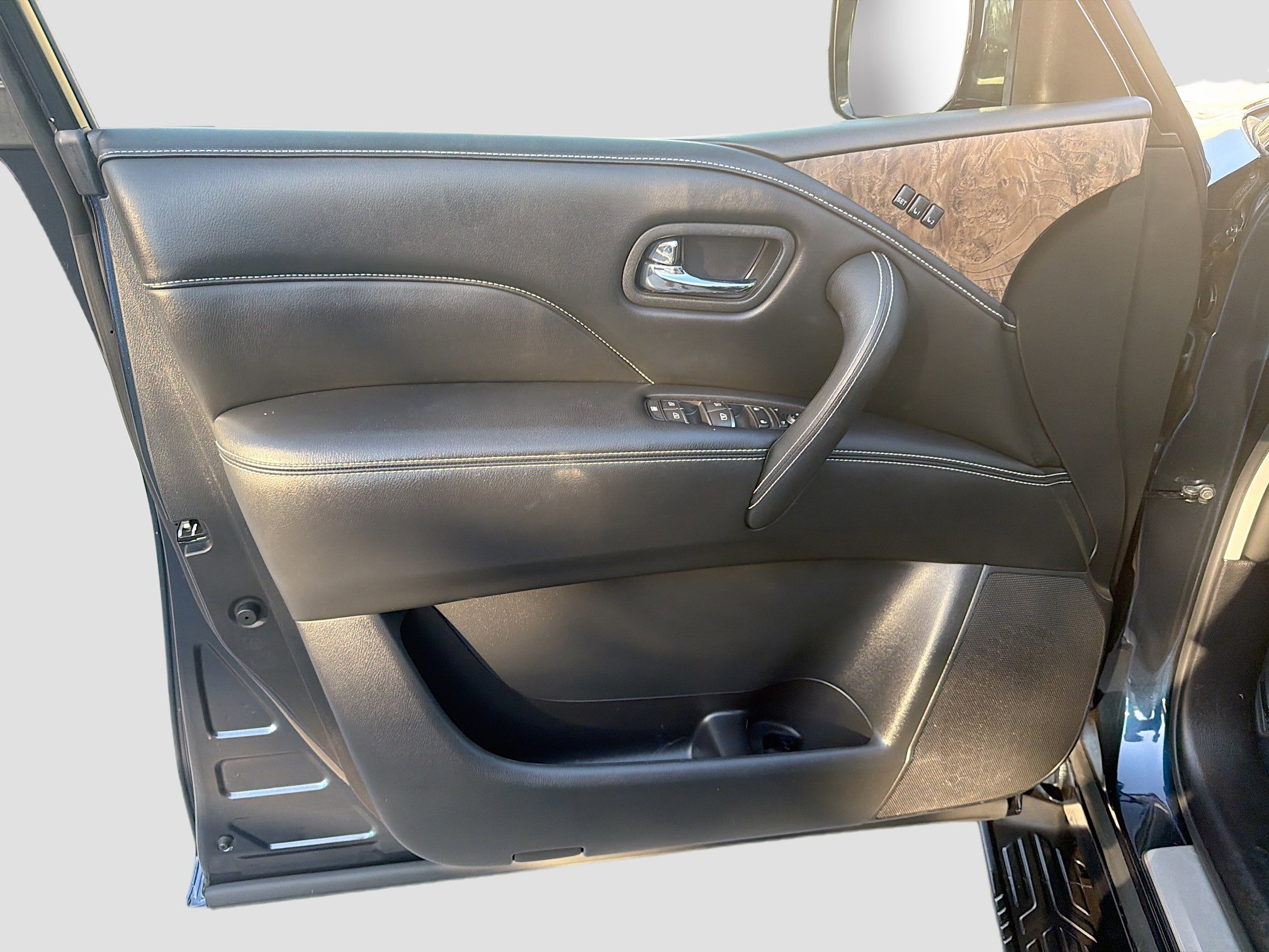 Used 2023 INFINITI QX80 Premium Select w/ Cargo Package RWD image 20