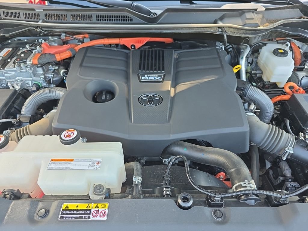 Used 2023 Toyota Tundra Limited image 37