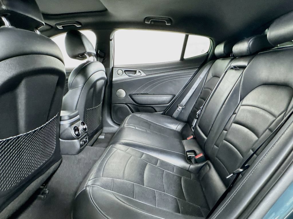 Used 2022 Kia Stinger GT2 AWD/4WD image 11