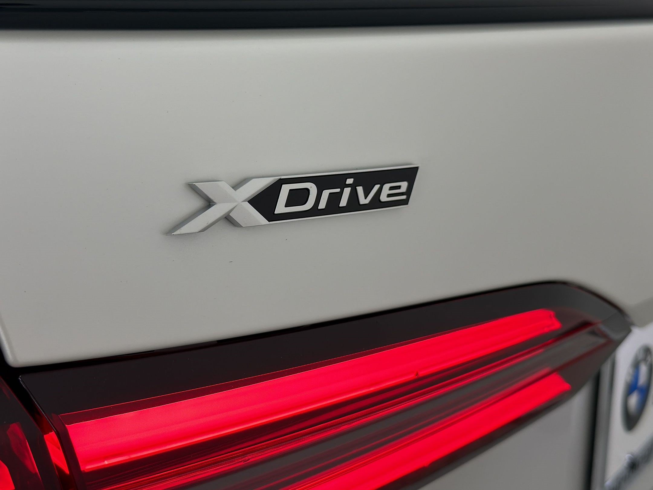 New 2027 BMW 550e xDrive w/ Premium Package AWD/4WD image 36