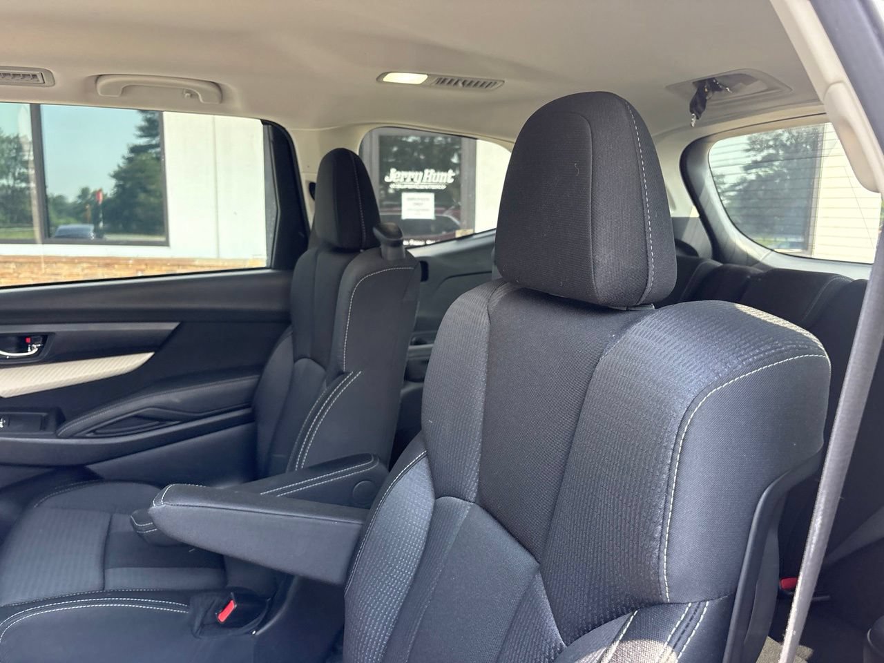 Used 2021 Subaru Ascent Premium w/ Convenience Package AWD/4WD image 5