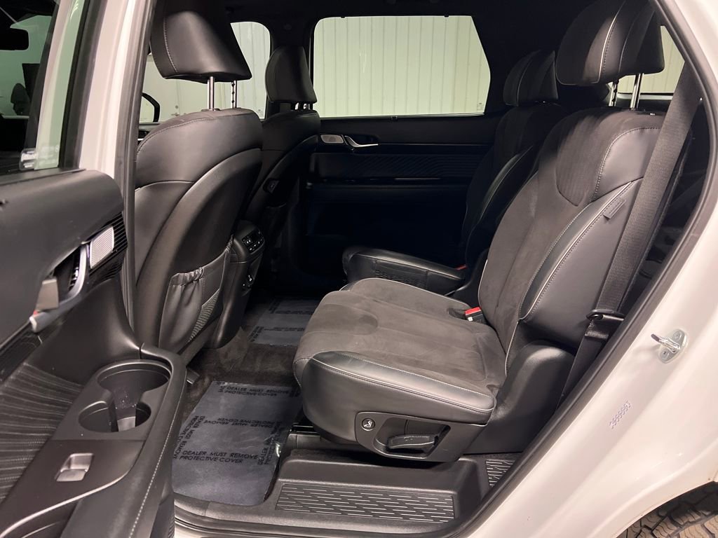 Used 2024 Hyundai Palisade Calligraphy image 13